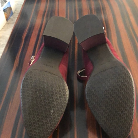 COPY - LODI Ladies Suede Burgundy NWOT bundle 2 for $30 - Picture 3 of 9